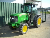 John Deere 5515 VINERO