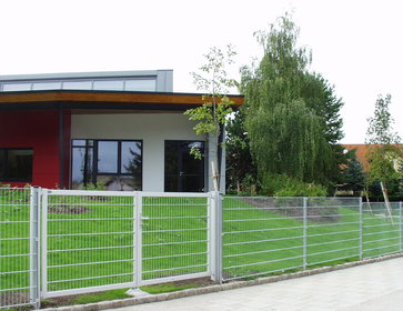 Exklusive Einfriedungen: Tore, Türen und Zäune | BayWa Vorarlberg