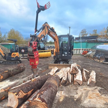 [1759914226307824.jpg]