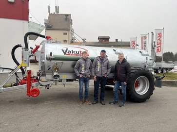 [1766060403068940.jpg]