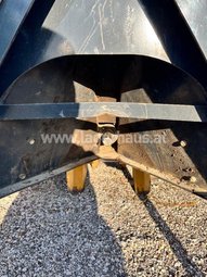 [3728-482390-3.jpg]