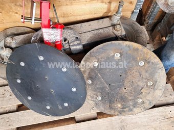 [3728-5991596-2.jpg]